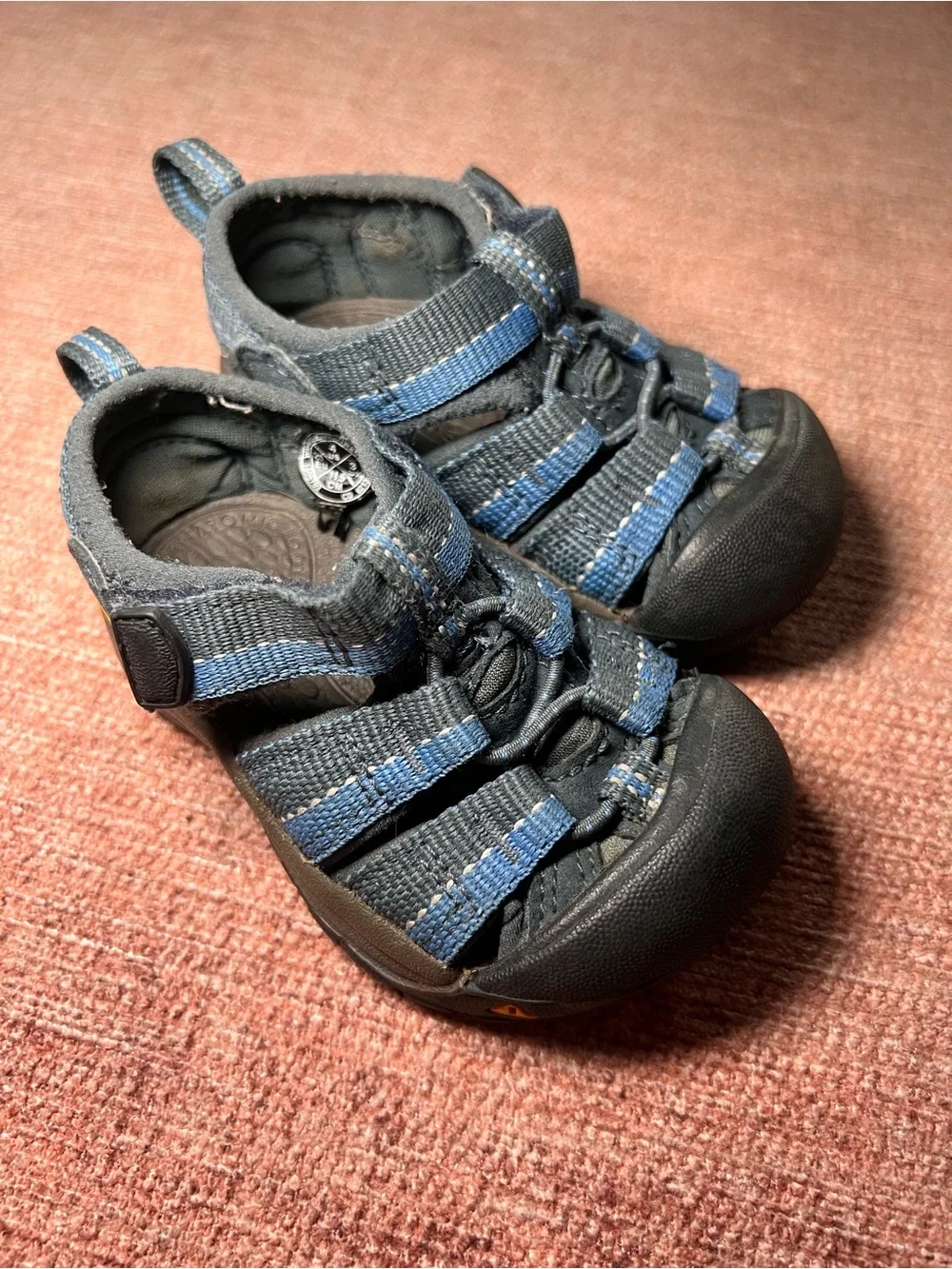 KEEN Infant Toddler Size 4 Blue Closed-Toe Water Sandals Kids Summer Shoes